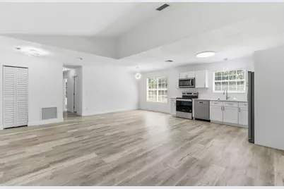 16246 E Cornwall Drive, The Acreage, FL 33470 - Photo 7