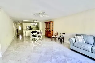 9245 Flynn Cir, Boca Raton, FL 33496 - Photo 5