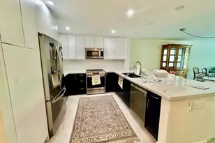 9245 Flynn Cir, Boca Raton, FL 33496 - Photo 3