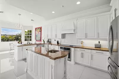 146 SE Bella Strano, Port Saint Lucie, FL 34984 - Photo 9