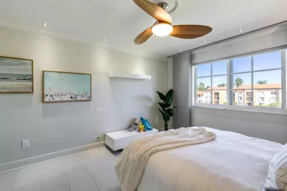 157 Yacht Club Way #310, Hypoluxo, FL 33462 - Photo 17