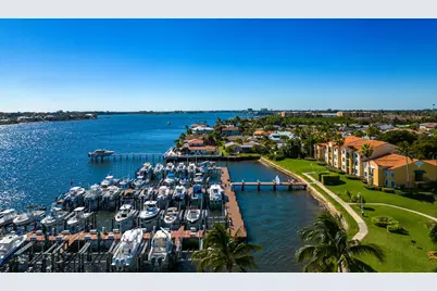 157 Yacht Club Way #310, Hypoluxo, FL 33462 - Photo 25