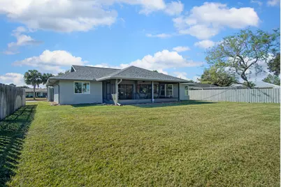 121 SE Lakehurst Drive, Port Saint Lucie, FL 34983 - Photo 31