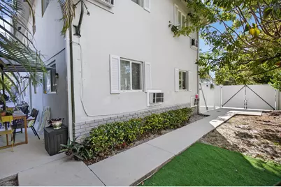 825 NE 6th Street #1-7, Fort Lauderdale, FL 33304 - Photo 9