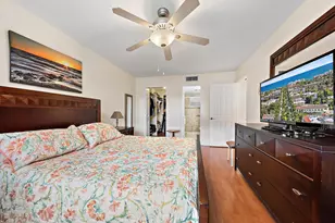 701 Lori Dr, Palm Springs, FL 33461 - Photo 9