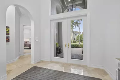120 Via Mariposa, Palm Beach Gardens, FL 33418 - Photo 9