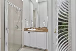 120 Via Mariposa, Palm Beach Gardens, FL 33418 - Photo 61