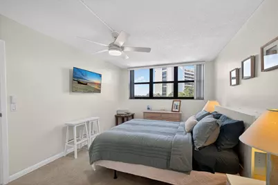 336 Golfview Road #414, North Palm Beach, FL 33408 - Photo 31