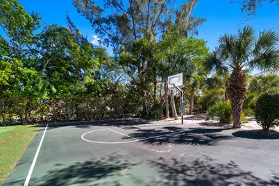 1002 E Heritage Club Circle, Delray Beach, FL 33483 - Photo 47