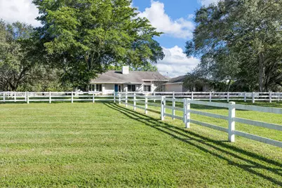 2760 Appaloosa Trail, Wellington, FL 33414 - Photo 39
