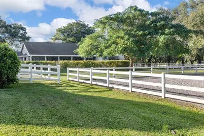 2760 Appaloosa Trail, Wellington, FL 33414 - Photo 43