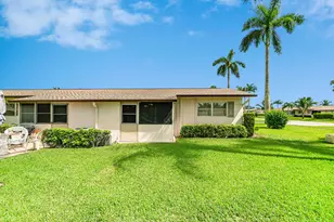 2893 Crosley Dr W, West Palm Beach, FL 33415 - Photo 15