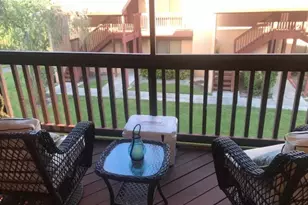 510 Lakeview Dr E, Royal Palm Beach, FL 33411 - Photo 3