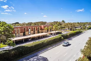 5250 Woodland Lakes Dr, Palm Beach Gardens, FL 33418 - Photo 3