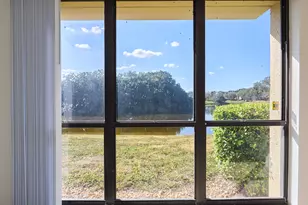 5250 Woodland Lakes Dr, Palm Beach Gardens, FL 33418 - Photo 7