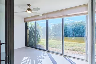 5250 Woodland Lakes Dr, Palm Beach Gardens, FL 33418 - Photo 23