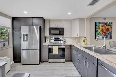 2504 Antigua Terrace #B3, Pompano Beach, FL 33066 - Photo 3