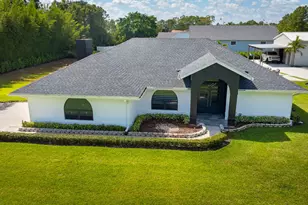 16966 91st Pl N, The Acreage, FL 33470 - Photo 7