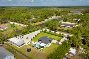 16966 91st Pl N, The Acreage, FL 33470 - Photo 15
