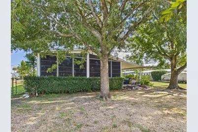 407 NE 8th Avenue, Okeechobee, FL 34972 - Photo 45