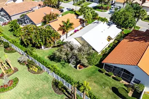 13853 Palm Grove Pl, Palm Beach Gardens, FL 33418 - Photo 33