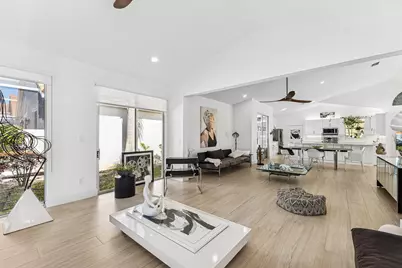 13853 Palm Grove Place, Palm Beach Gardens, FL 33418 - Photo 15