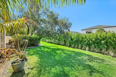 13853 Palm Grove Place, Palm Beach Gardens, FL 33418 - Photo 29
