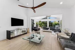 13853 Palm Grove Pl, Palm Beach Gardens, FL 33418 - Photo 11