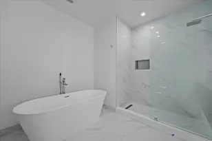 220 Lake Shore Dr, Lake Park, FL 33403 - Photo 7