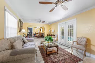 10290 Carmen Ln, Royal Palm Beach, FL 33411 - Photo 7