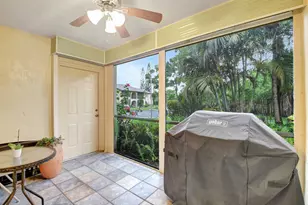 323 Pine Ridge Cir, Greenacres, FL 33463 - Photo 5