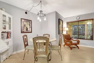 323 Pine Ridge Cir, Greenacres, FL 33463 - Photo 11