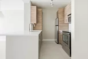 630 S Sapodilla Ave, West Palm Beach, FL 33401 - Photo 3