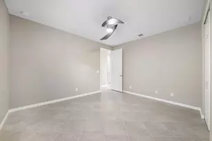 194 SE Courances Dr, Port Saint Lucie, FL 34984 - Photo 23