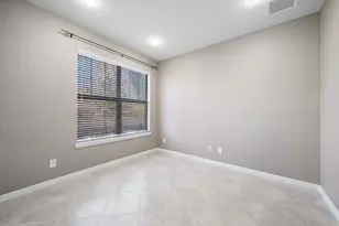 194 SE Courances Dr, Port Saint Lucie, FL 34984 - Photo 29