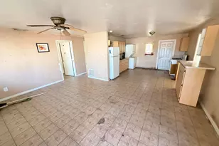 812 N 24th St, Fort Pierce, FL 34950 - Photo 5