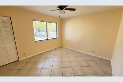1581 Woodbridge Lakes Circle, West Palm Beach, FL 33406 - Photo 23
