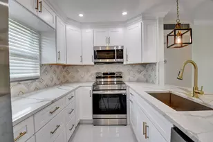 241 Seville K, Delray Beach, FL 33446 - Photo 3