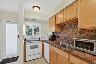 33 Ocean Avenue #202, West Palm Beach, FL 33404 - Photo 13