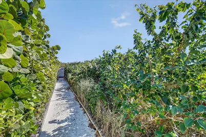 33 Ocean Avenue #202, West Palm Beach, FL 33404 - Photo 43