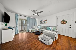 197 SE Village Dr, Port Saint Lucie, FL 34952 - Photo 17