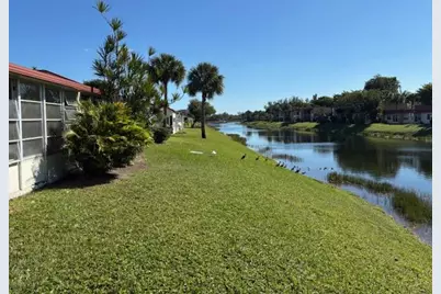 104 Lake Barbara Drive, West Palm Beach, FL 33411 - Photo 19