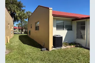 104 Lake Barbara Drive, West Palm Beach, FL 33411 - Photo 19