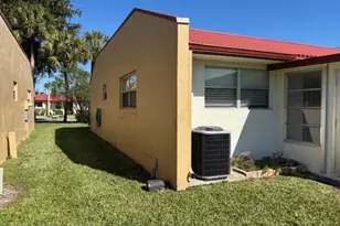 104 Lake Barbara Dr, West Palm Beach, FL 33411 - Photo 19