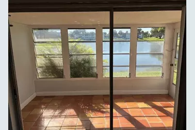 104 Lake Barbara Drive, West Palm Beach, FL 33411 - Photo 13