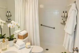 1109 Green Pine Blvd, West Palm Beach, FL 33409 - Photo 7