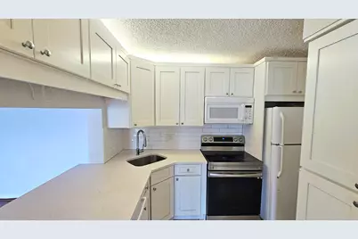 1109 Green Pine Boulevard #B2, West Palm Beach, FL 33409 - Photo 29