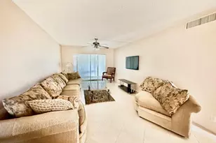 4001 Hythe A, Boca Raton, FL 33434 - Photo 5