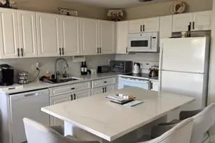 8892 Bella Vista Dr, Boca Raton, FL 33433 - Photo 5