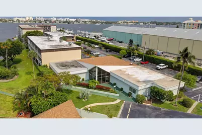 200 Waterway Drive S #104, Lantana, FL 33462 - Photo 57